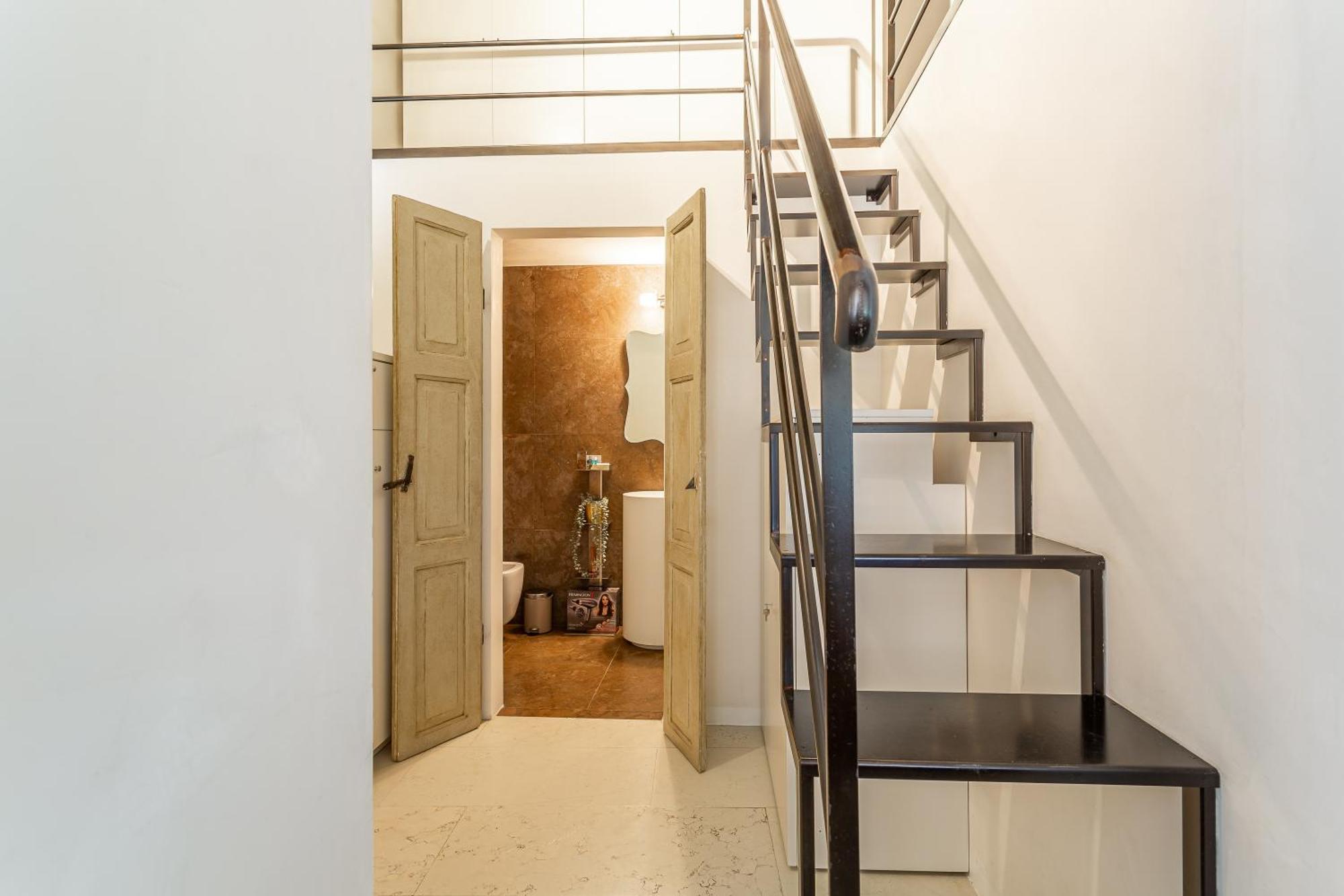 Iflat Pantheon Elegant 3-bedroom *