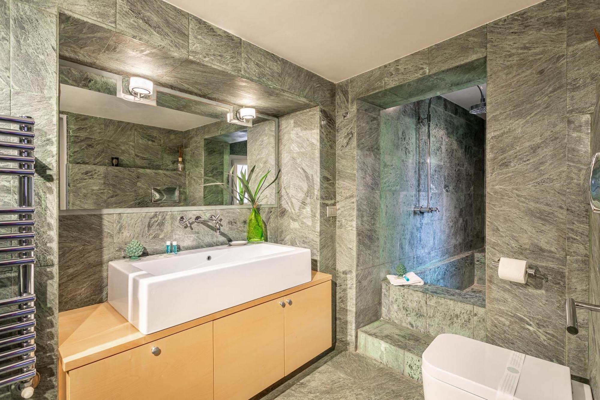 Iflat Pantheon Elegant 3-bedroom Apartment Rome