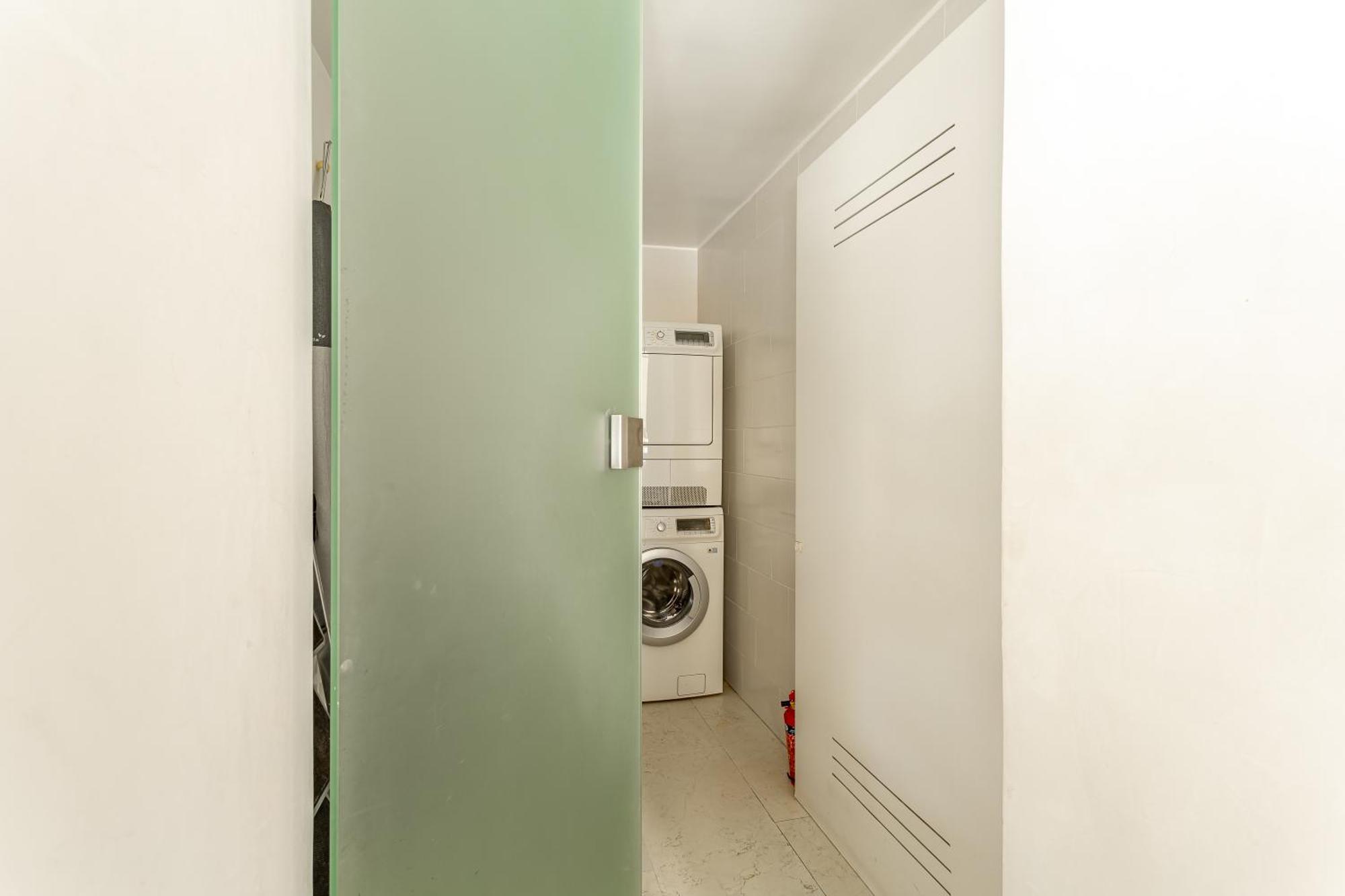 Iflat Pantheon Elegant 3-bedroom Apartment Rome
