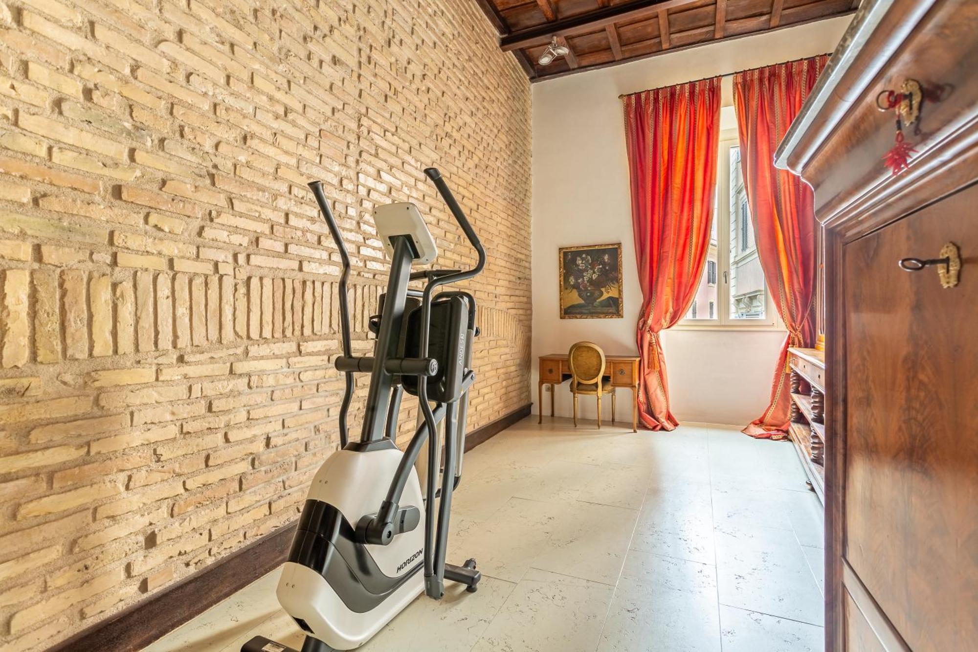 Apartment Iflat Pantheon Elegant 3-bedroom
