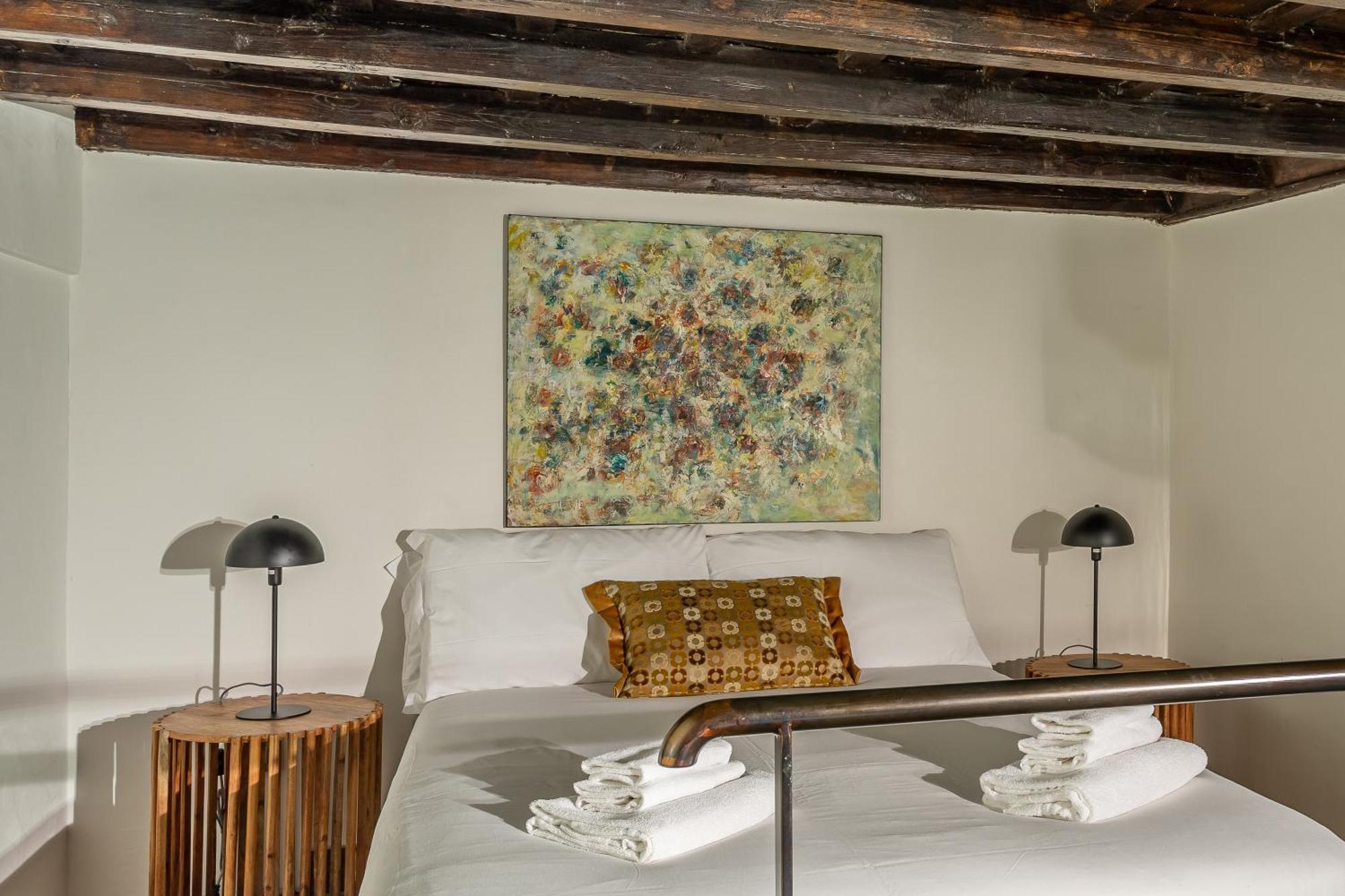 Iflat Pantheon Elegant 3-bedroom Apartment *