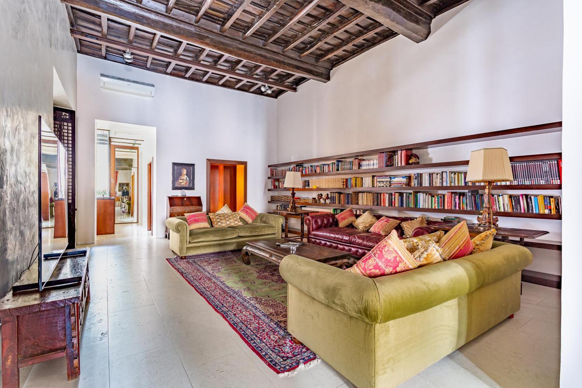 Apartment Iflat Pantheon Elegant 3-bedroom *
