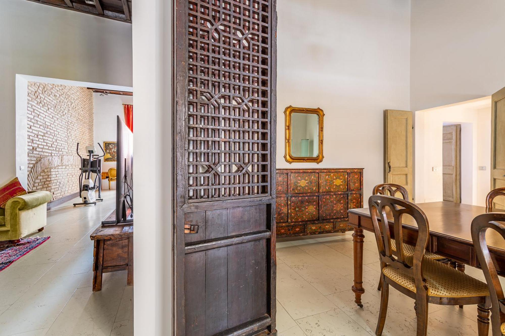 Apartment Iflat Pantheon Elegant 3-bedroom